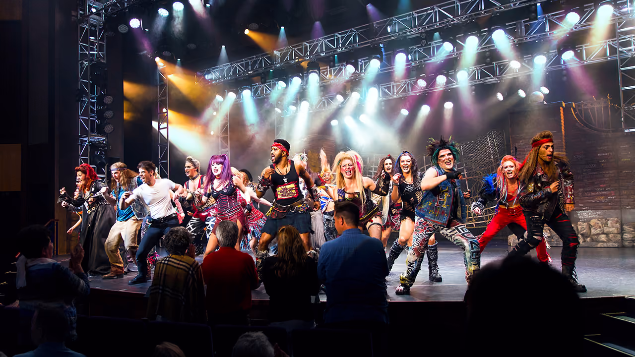 SHOWS & ENTERTAINMENT